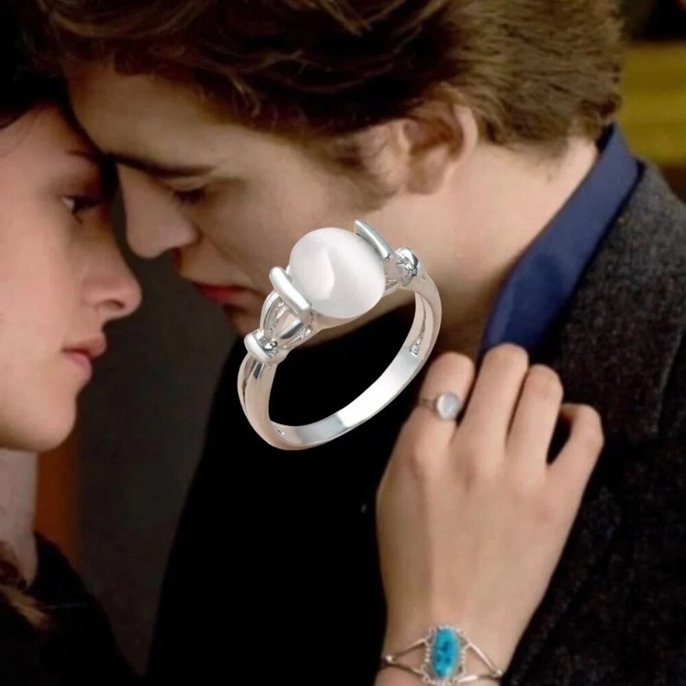Sterling Silver White Pearl Ring - Classic Women's Jewelry